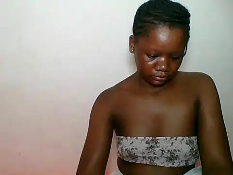 HotJeylee online show from April 28, 2026, 3:49 pm