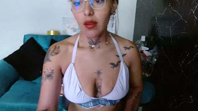 Snapshot of kronikafuckass chatting on October 16, 2025, 6:38 pm kronikafuckass online show from October 16, 2025, 6:38 pm