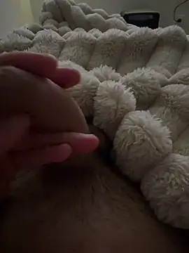 Snapshot of fuckitzer chatting on March 24, 2026, 10:43 pm fuckitzer online show from March 24, 2026, 10:43 pm