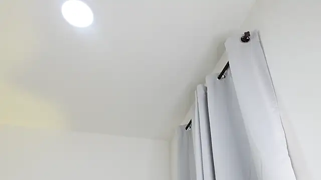 khloe kaczka  online show from January 4, 2025, 1:10 pm