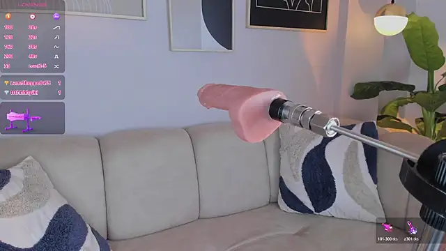 Snapshot of Kloe_Raize chatting on November 2, 2025, 2:27 am Kloe Raize online show from November 2, 2025, 2:27 am