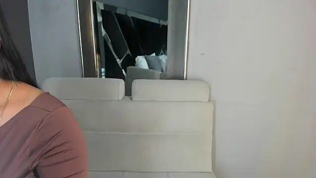 Snapshot of PaulinaDuarte chatting on July 8, 2026, 11:22 am PaulinaDuarte online show from July 8, 2026, 11:22 am