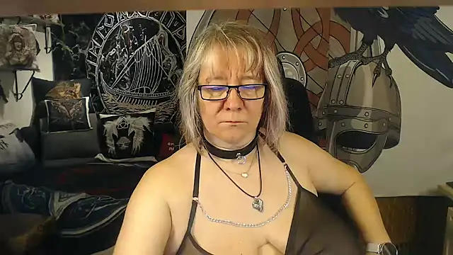 TittenMichelle online show from November 21, 2025, 7:24 pm