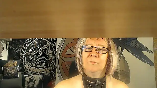 TittenMichelle online show from October 8, 2025, 7:10 am