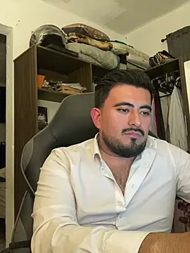 Snapshot of Rubens8866 chatting on March 22, 2025, 2:27 am Rubens8866 online show from March 22, 2025, 2:27 am