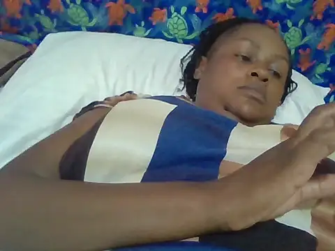 Snapshot of tight_pussy_gall chatting on October 10, 2025, 7:42 am tight pussy gall online show from October 10, 2025, 7:42 am