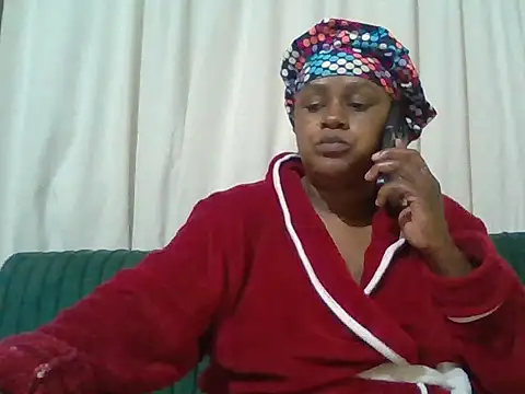 Snapshot of tight_pussy_gall chatting on November 6, 2025, 5:50 pm tight pussy gall online show from November 6, 2025, 5:50 pm