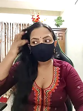 Payel-Sen online show from April 21, 2026, 6:36 pm