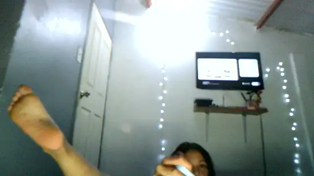 linzeysmith4 online show from March 18, 2026, 3:31 am