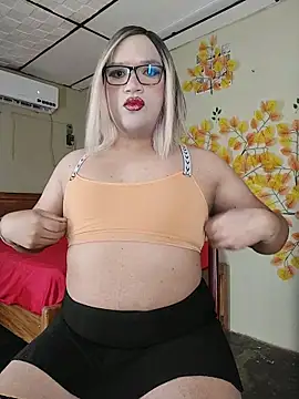 Ambersweet15 online show from March 4, 2026, 11:23 pm