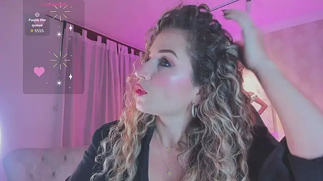Snapshot of Shantall__ chatting on May 8, 2026, 11:14 am Shantall online show from May 8, 2026, 11:14 am