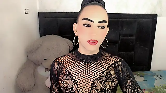 Michell Queen online show from November 23, 2025, 11:59 pm