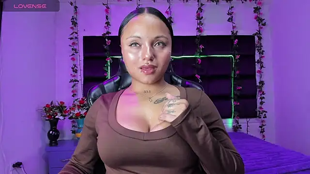 sweelanna   online show from March 1, 2026, 1:05 am