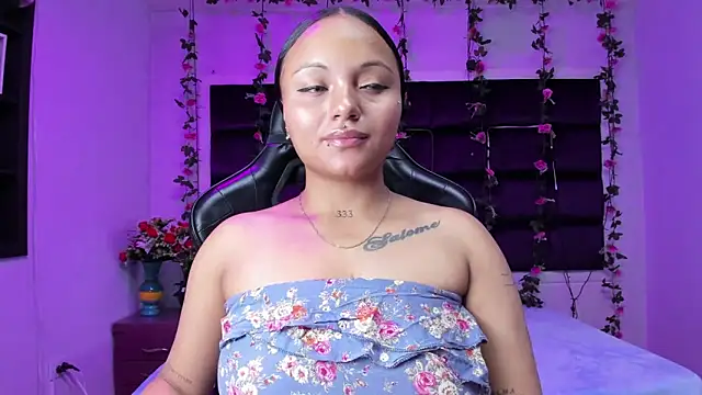 sweelanna   online show from November 29, 2025, 2:01 am