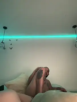 Snapshot of Chloe_Johnson_ chatting on December 22, 2024, 5:11 am Chloe Johnson online show from December 22, 2024, 5:11 am