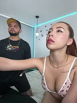 Snapshot of Chloe_Johnson_ chatting on January 22, 2025, 2:26 am Chloe Johnson online show from January 22, 2025, 2:26 am