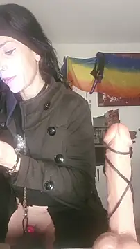 freyamoret online show from February 13, 2026, 4:01 am