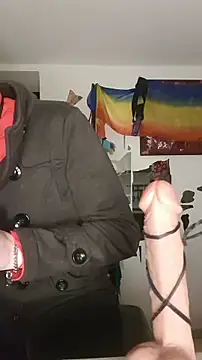 freyamoret online show from January 8, 2026, 4:51 am