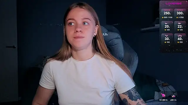 Snapshot of candy_maggie chatting on October 9, 2025, 5:13 pm candy maggie online show from October 9, 2025, 5:13 pm