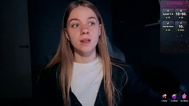 Snapshot of candy_maggie chatting on November 5, 2025, 5:16 pm candy maggie online show from November 5, 2025, 5:16 pm