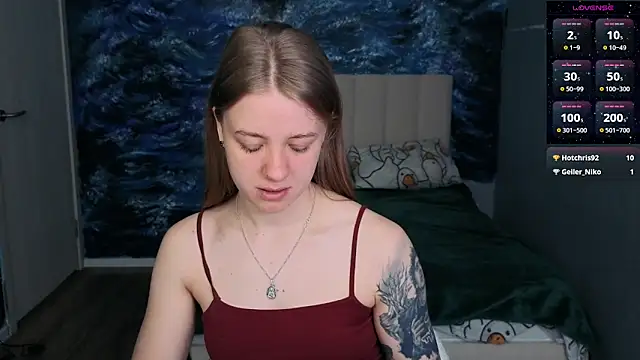 candy maggie online show from April 22, 2026, 8:54 am