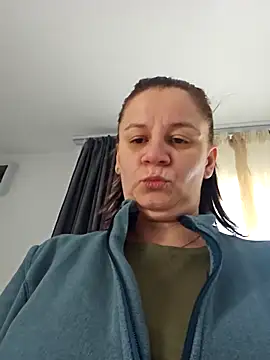 KristenVega online show from December 16, 2025, 8:18 am