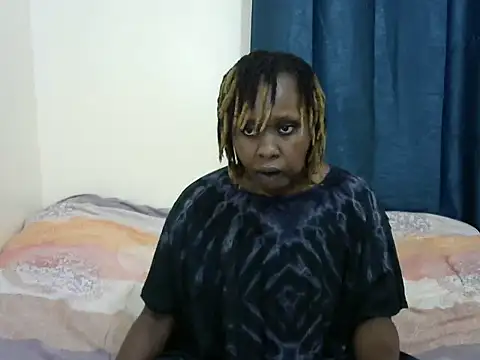 Snapshot of Kariselle- chatting on October 12, 2025, 4:19 pm Kariselle- online show from October 12, 2025, 4:19 pm