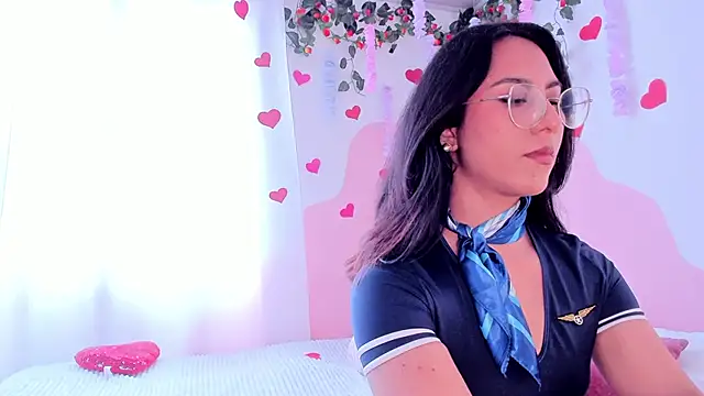 DaraBeckett online show from February 15, 2026, 6:07 pm