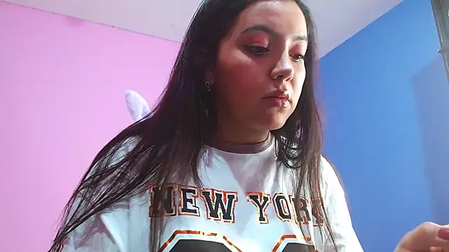 Snapshot of Isa-Jones chatting on October 1, 2025, 9:40 pm Isa-Jones online show from October 1, 2025, 9:40 pm