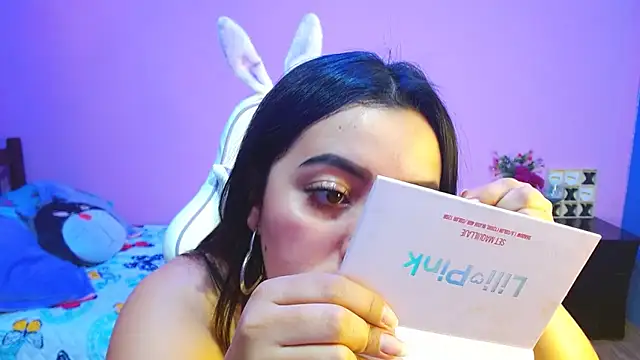 Snapshot of Isa-Jones chatting on October 11, 2025, 11:39 pm Isa-Jones online show from October 11, 2025, 11:39 pm