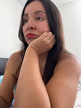 Snapshot of emely_sexx20 chatting on July 29, 2026, 7:02 pm emely sexx20 online show from July 29, 2026, 7:02 pm