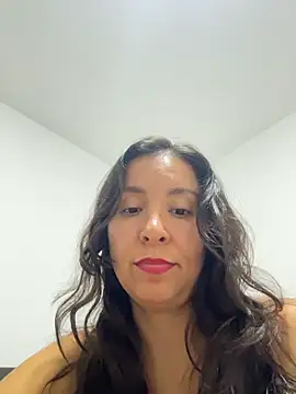 Snapshot of emely_sexx20 chatting on July 26, 2026, 12:28 am emely sexx20 online show from July 26, 2026, 12:28 am
