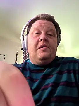 Snapshot of jrsexy83 chatting on April 2, 2026, 2:24 pm jrsexy83 online show from April 2, 2026, 2:24 pm