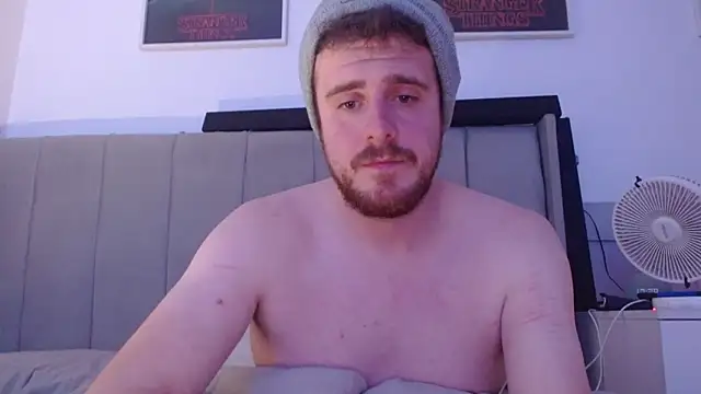 Snapshot of maxy49 chatting on November 17, 2025, 5:39 pm maxy49 online show from November 17, 2025, 5:39 pm