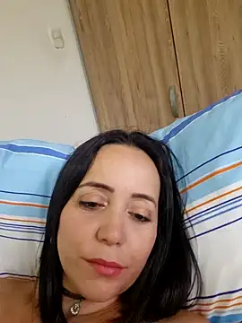 tessafontana37 online show from December 15, 2024, 3:42 pm