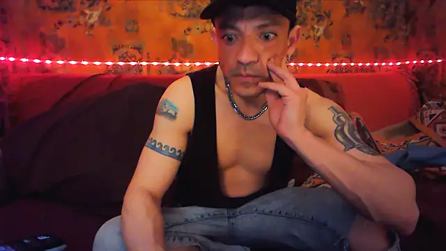 Snapshot of Tony_Torrente chatting on March 9, 2025, 5:00 am Tony Torrente online show from March 9, 2025, 5:00 am