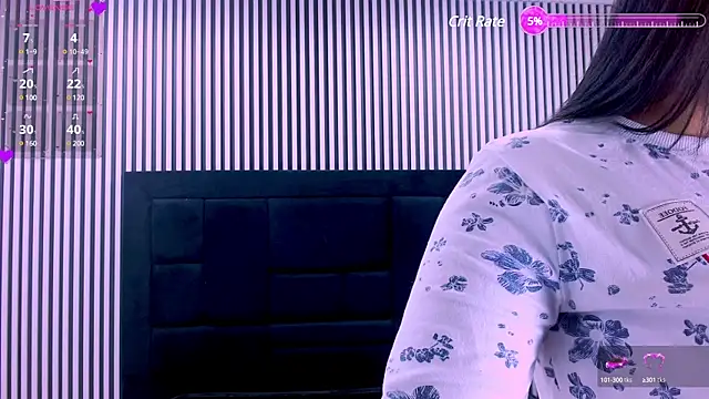 Snapshot of sarah_cream chatting on February 15, 2025, 9:49 pm sarah cream online show from February 15, 2025, 9:49 pm