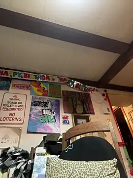 JustTylerr online show from May 10, 2026, 9:46 am