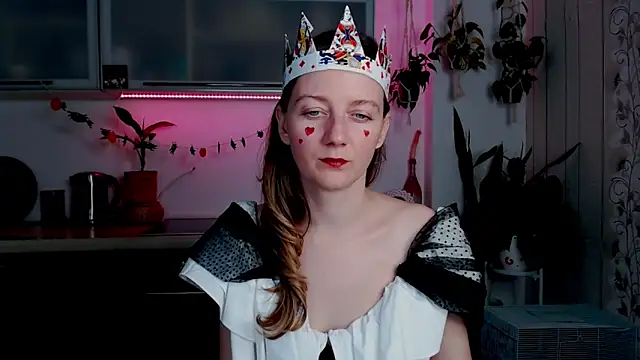 Snapshot of Elly_Helly chatting on October 31, 2025, 8:27 pm Elly Helly online show from October 31, 2025, 8:27 pm