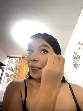 Snapshot of IsabelleFoxx_ chatting on October 28, 2025, 8:41 pm IsabelleFoxx online show from October 28, 2025, 8:41 pm