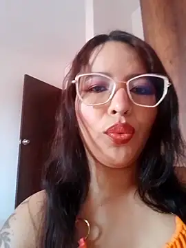 MadelaineJones online show from July 8, 2026, 8:42 pm