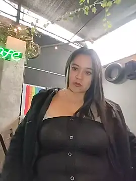 Snapshot of Cristal__04 chatting on August 6, 2026, 5:19 pm Cristal 04 online show from August 6, 2026, 5:19 pm
