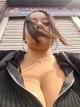 Cristal  04 online show from December 18, 2025, 6:56 pm