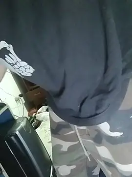 pikalindaxx online show from February 6, 2026, 7:48 am