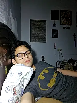 Josudaln2 online show from November 11, 2025, 1:28 pm