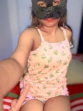 Little  Zara online show from November 1, 2025, 9:08 pm