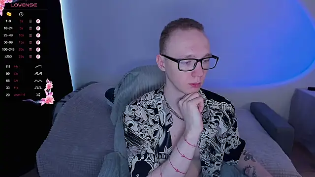 Alex silents online show from October 20, 2025, 7:53 am