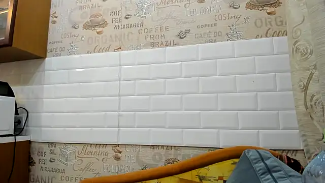 Snapshot of Adela_Vetta chatting on March 21, 2025, 6:29 pm Adela Vetta online show from March 21, 2025, 6:29 pm