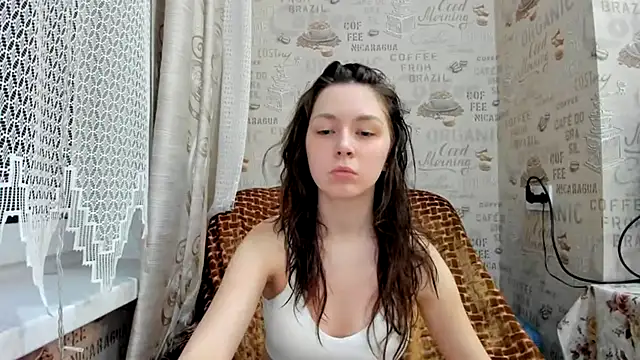 Snapshot of Adela_Vetta chatting on March 7, 2025, 7:38 pm Adela Vetta online show from March 7, 2025, 7:38 pm