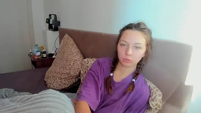 Snapshot of Adela_Vetta chatting on September 30, 2025, 12:11 pm Adela Vetta online show from September 30, 2025, 12:11 pm